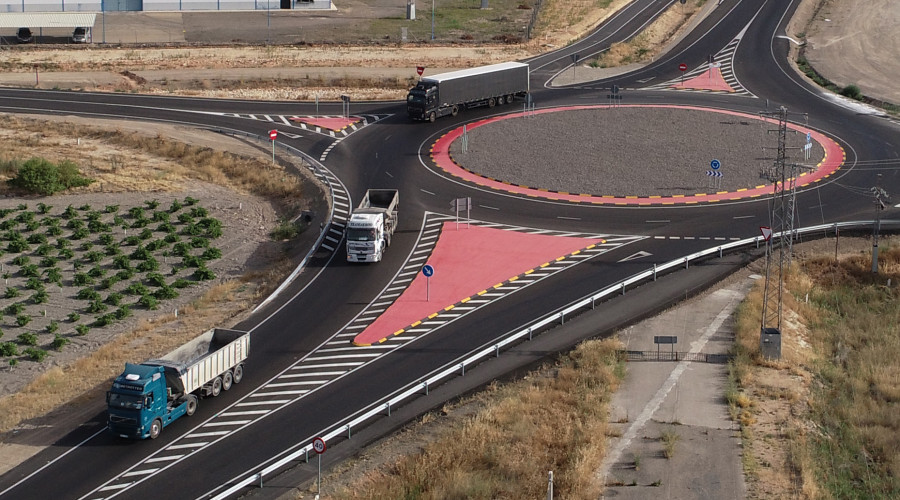 Hasta 27 millones de euros para la transformación de flotas de transportes de mercancías y viajeros en Castilla- La Mancha