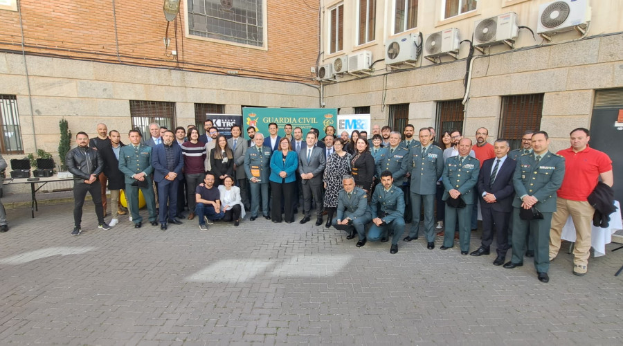 La Guardia Civil recibe de manos del Centro para el Desarrollo Tecnológico Industrial (CDTI), una revolucionaria solución tecnológica para la seguridad en el medio rural