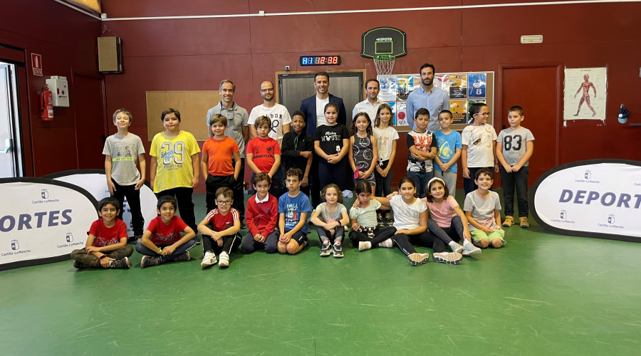 Castilla-La Mancha premia con material para mejorar su condición física a 600 escolares que han participado en el concurso ‘CrossEF’