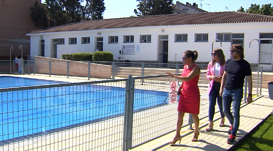 Abre la piscina municipal de Olías del Rey